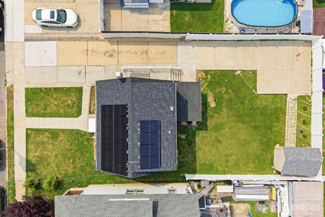 28 Saint Ann Street, Carteret, NJ 07008