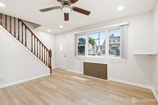 28 Saint Ann Street, Carteret, NJ 07008