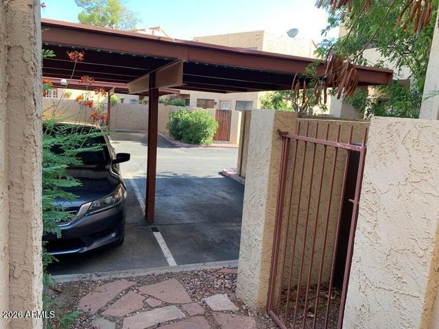 1025 E HIGHLAND Avenue 32, Phoenix, AZ 85014