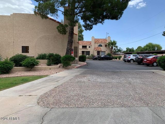 1025 E HIGHLAND Avenue 32, Phoenix, AZ 85014