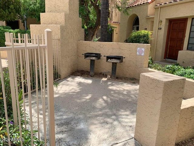 1025 E HIGHLAND Avenue 32, Phoenix, AZ 85014