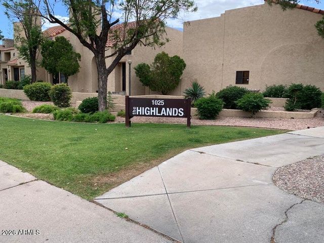 1025 E HIGHLAND Avenue 32, Phoenix, AZ 85014