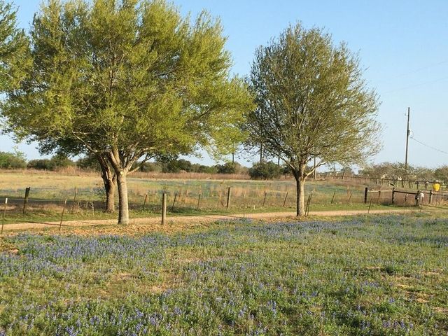 5848 Mieth Road, Sealy, TX 77474