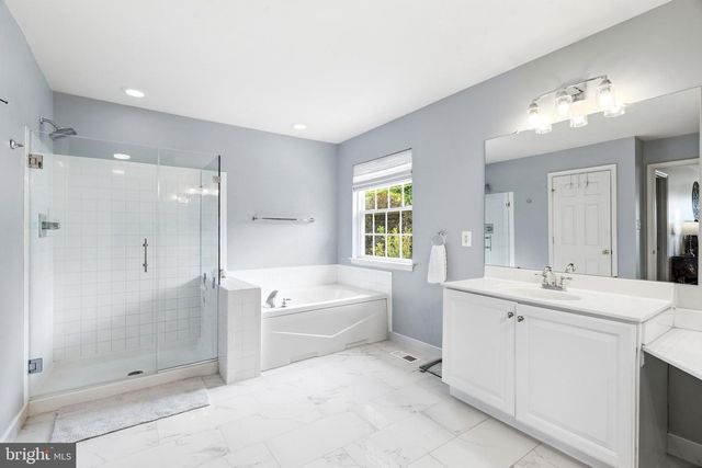 5646 DENFIELD PL, Adamstown, MD 21710