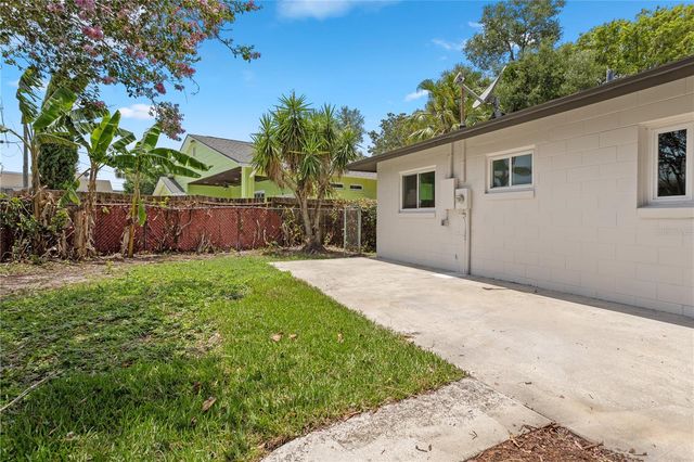 2652 ABBEY ROAD, Winter Park, FL 32792