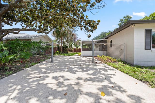2652 ABBEY ROAD, Winter Park, FL 32792