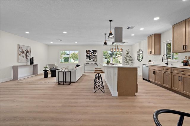 2652 ABBEY ROAD, Winter Park, FL 32792