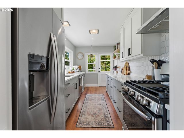 2860 Sw 121ST Ave, Beaverton, OR 97005