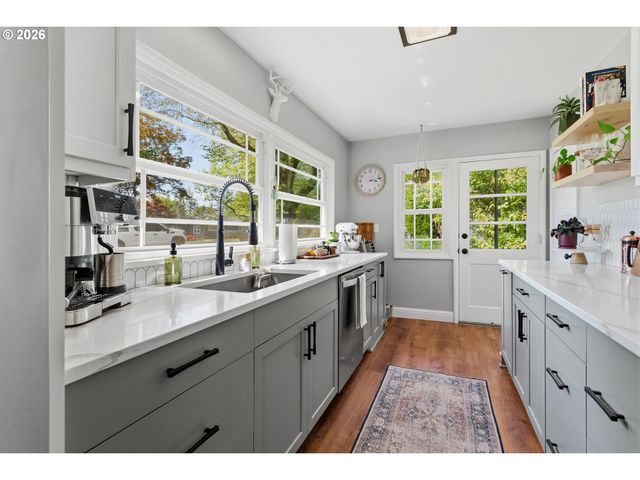 2860 Sw 121ST Ave, Beaverton, OR 97005