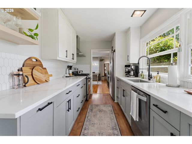 2860 Sw 121ST Ave, Beaverton, OR 97005