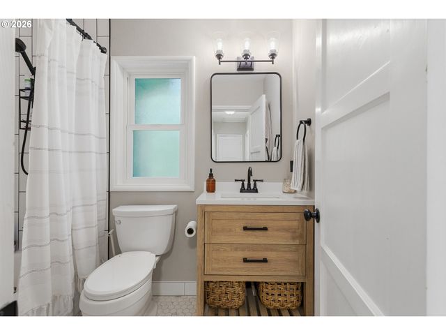 2860 Sw 121ST Ave, Beaverton, OR 97005