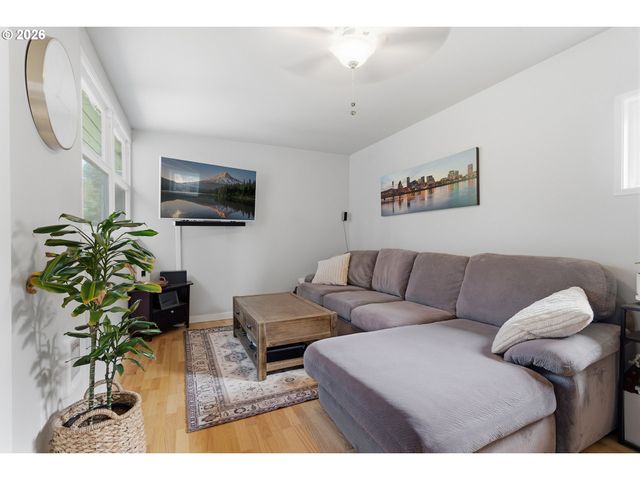 2860 Sw 121ST Ave, Beaverton, OR 97005