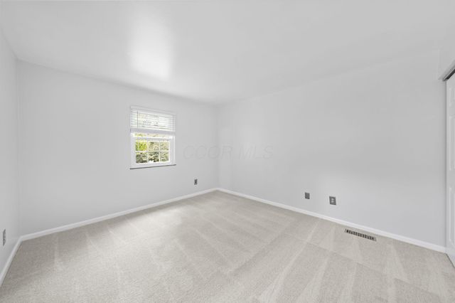 7685 Whitneyway Drive, 17, Columbus, OH 43085