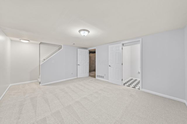 7685 Whitneyway Drive, 17, Columbus, OH 43085