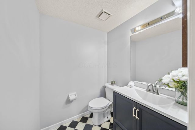 7685 Whitneyway Drive, 17, Columbus, OH 43085