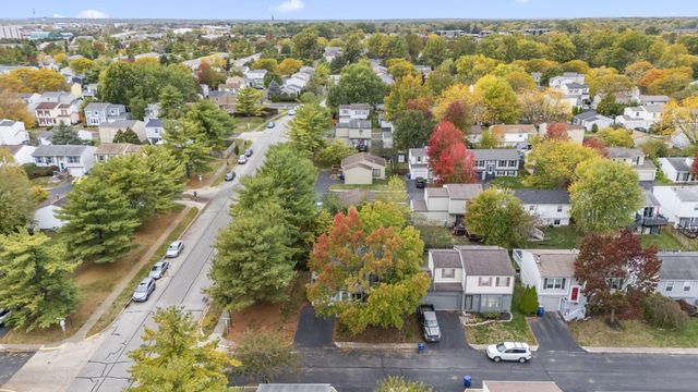 7685 Whitneyway Drive, 17, Columbus, OH 43085