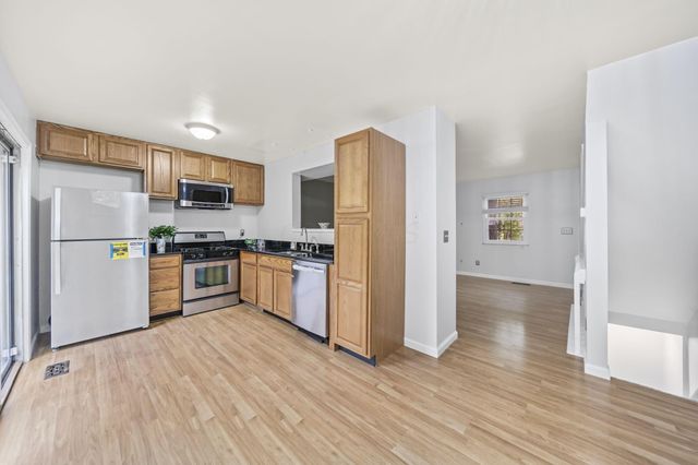 7685 Whitneyway Drive, 17, Columbus, OH 43085