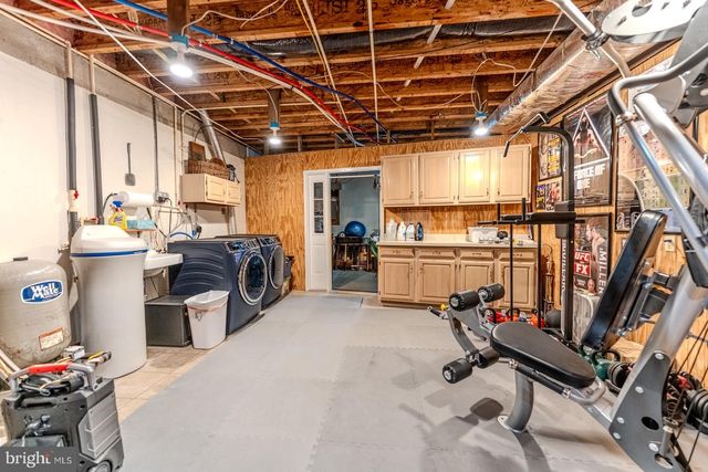 216 ANGEL COUNTRY LN, Paw Paw, WV 25434