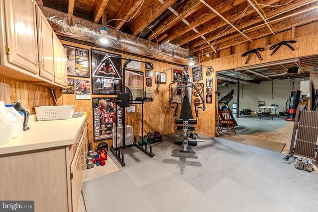 216 ANGEL COUNTRY LN, Paw Paw, WV 25434