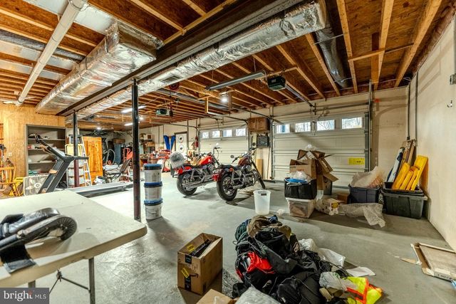 216 ANGEL COUNTRY LN, Paw Paw, WV 25434