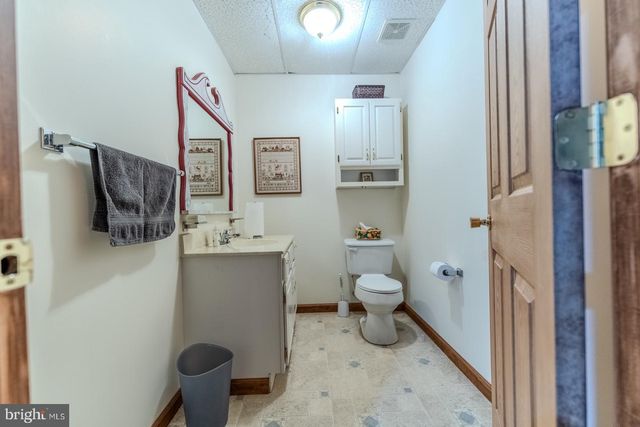 216 ANGEL COUNTRY LN, Paw Paw, WV 25434