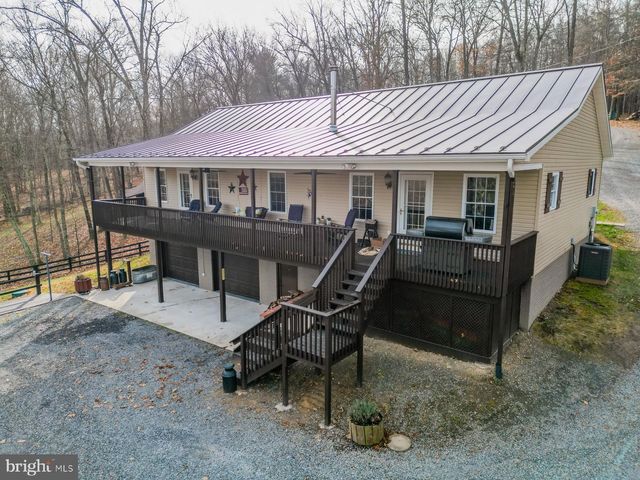 216 ANGEL COUNTRY LN, Paw Paw, WV 25434