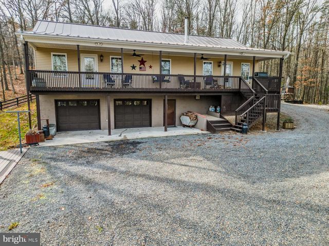 216 ANGEL COUNTRY LN, Paw Paw, WV 25434