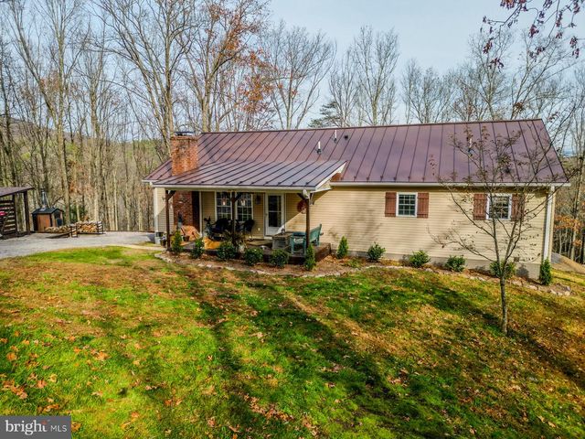 216 ANGEL COUNTRY LN, Paw Paw, WV 25434