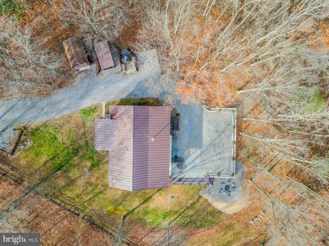 216 ANGEL COUNTRY LN, Paw Paw, WV 25434