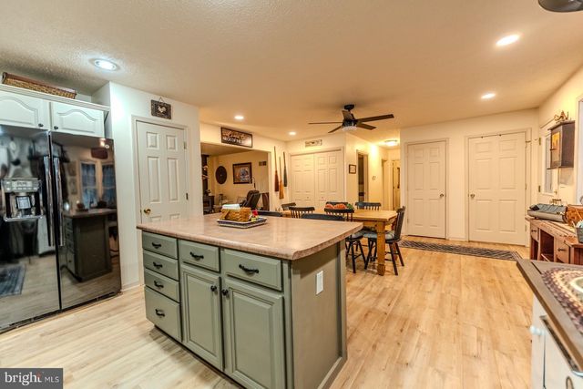 216 ANGEL COUNTRY LN, Paw Paw, WV 25434