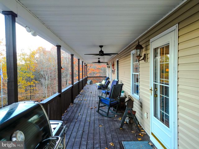 216 ANGEL COUNTRY LN, Paw Paw, WV 25434