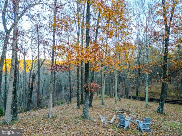 216 ANGEL COUNTRY LN, Paw Paw, WV 25434