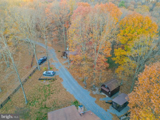 216 ANGEL COUNTRY LN, Paw Paw, WV 25434