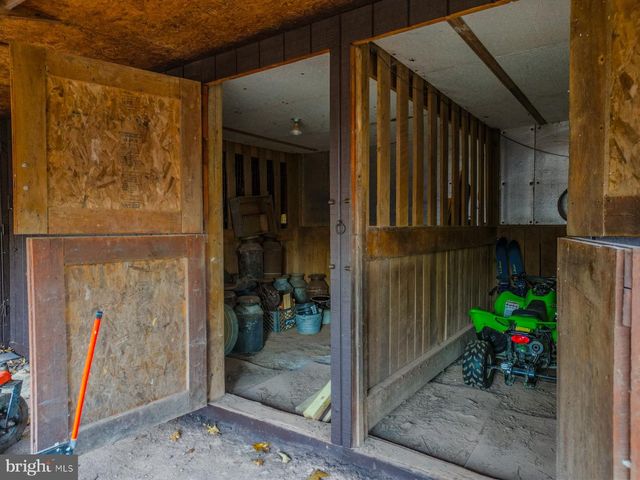 216 ANGEL COUNTRY LN, Paw Paw, WV 25434