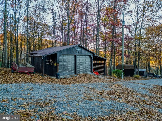 216 ANGEL COUNTRY LN, Paw Paw, WV 25434