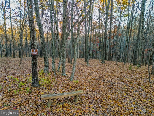 216 ANGEL COUNTRY LN, Paw Paw, WV 25434