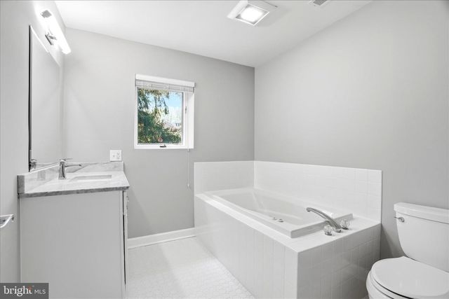 5993 WHITE FLINT DR, Frederick, MD 21702