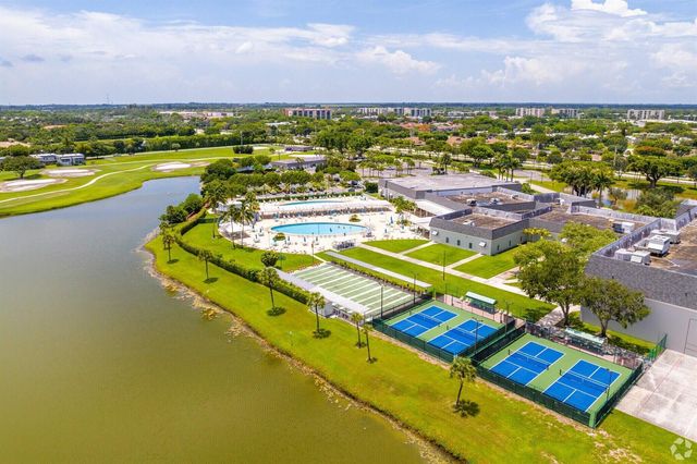 715 Normandy O, Delray Beach, FL 33484