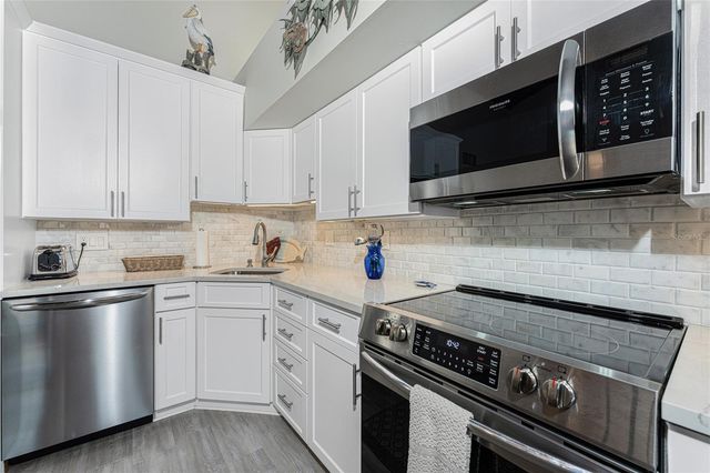 5030 N BEACH ROAD 3, Englewood, FL 34223