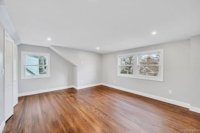 92 Sunset Road, Bay Shore, NY 11706