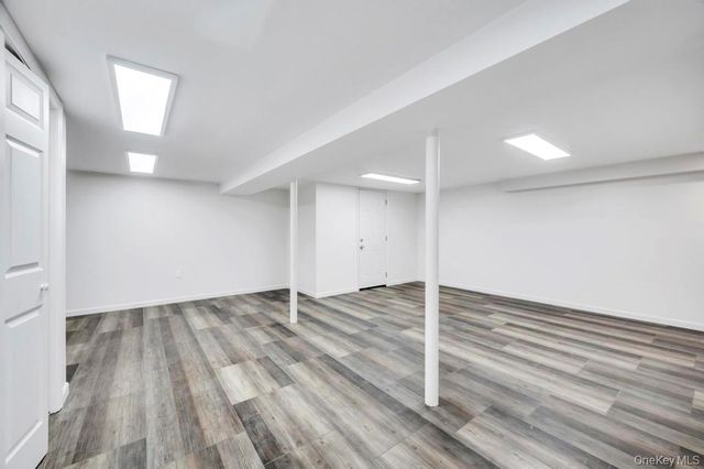 92 Sunset Road, Bay Shore, NY 11706