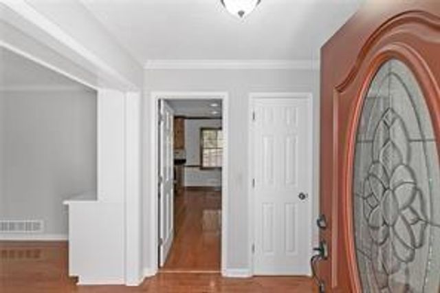 1038 Seven Springs Circle, Marietta, GA 30068
