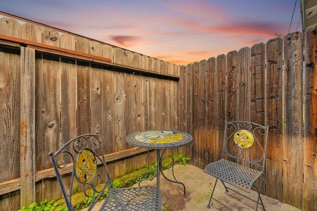 9666-9668 Lake Natoma Dr, Orangevale, CA 95662