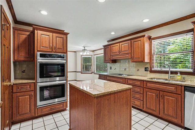 115 Majesty Lane, Fayetteville, GA 30215