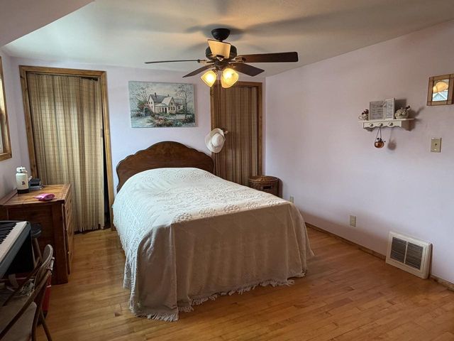 721 W COMMERCIAL STREET, Appleton, WI 54914