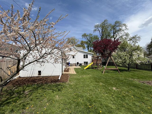 721 W COMMERCIAL STREET, Appleton, WI 54914