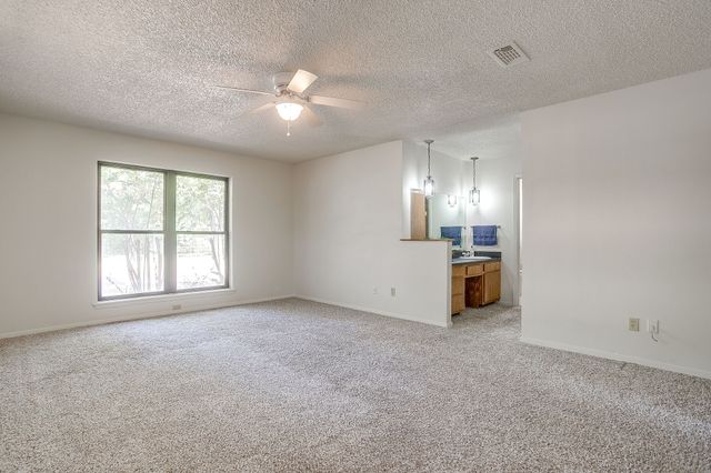 8605 Marys Creek Drive, Benbrook, TX 76116