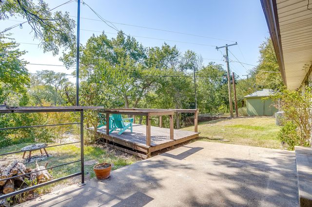 8605 Marys Creek Drive, Benbrook, TX 76116