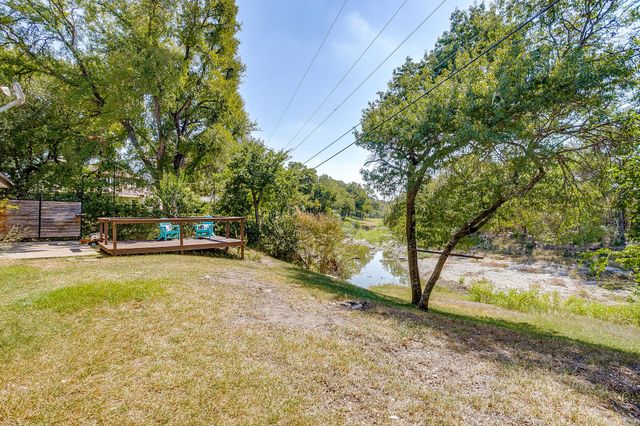 8605 Marys Creek Drive, Benbrook, TX 76116