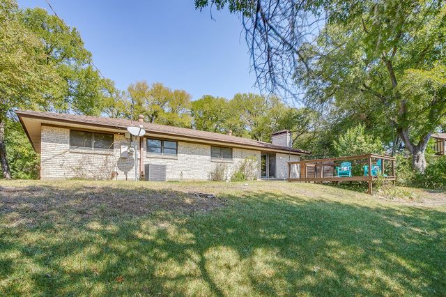 8605 Marys Creek Drive, Benbrook, TX 76116